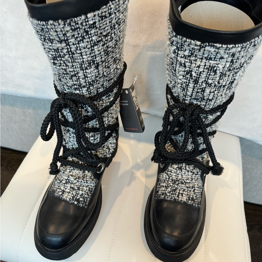 ❌SOLD❌ Montelliana Tweed Leather Boots 39